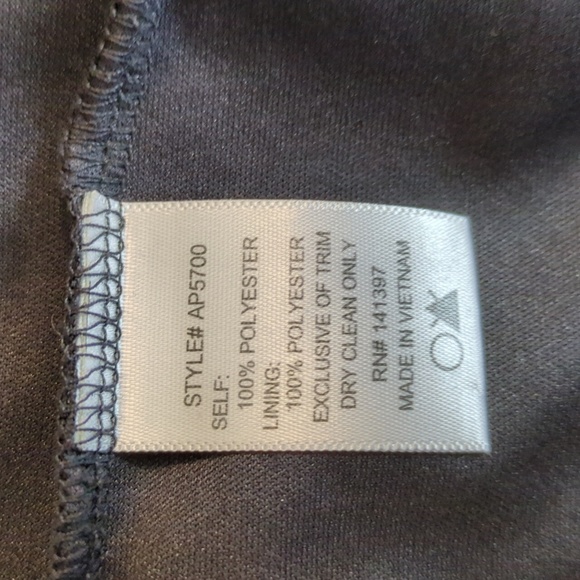 ASTR The Label Long Sleeve Romper - Picture 12 of 13